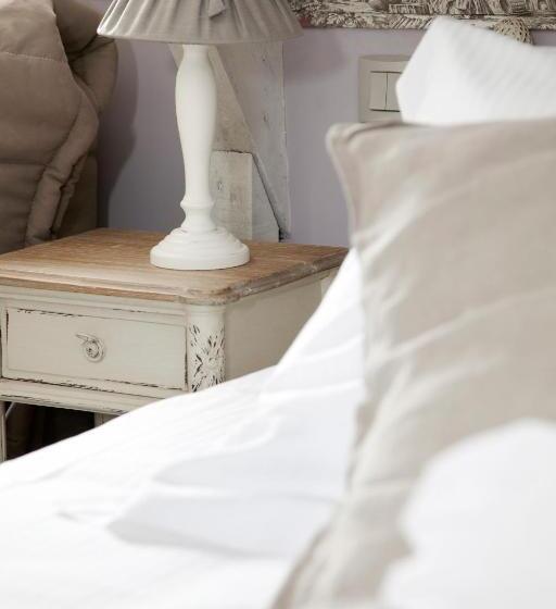 Люкс Повышенной Комфортности, Au Petit Manoir