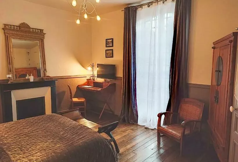 スーペリアールーム, Chambres D Hotes Le 1900