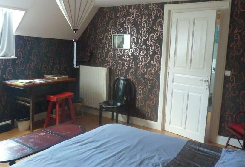 סוויטה דלוקס, La Maison Des Musiciens