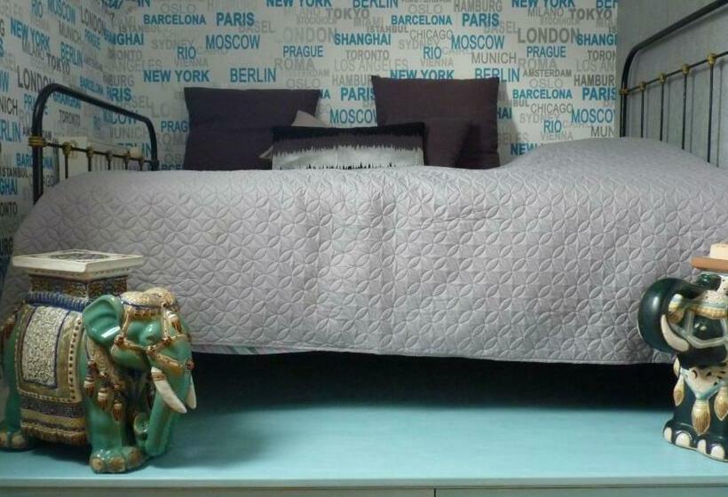 סוויטה דלוקס, La Maison Des Musiciens