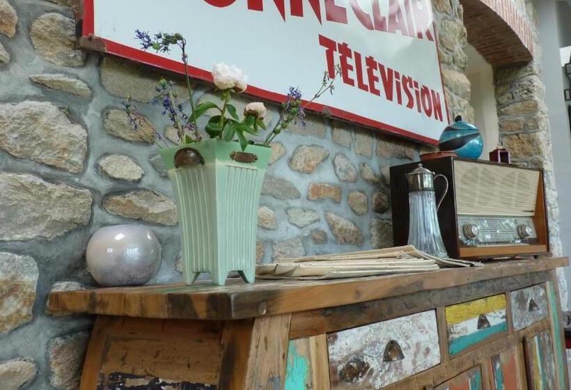 סוויטה דלוקס, La Maison Des Musiciens