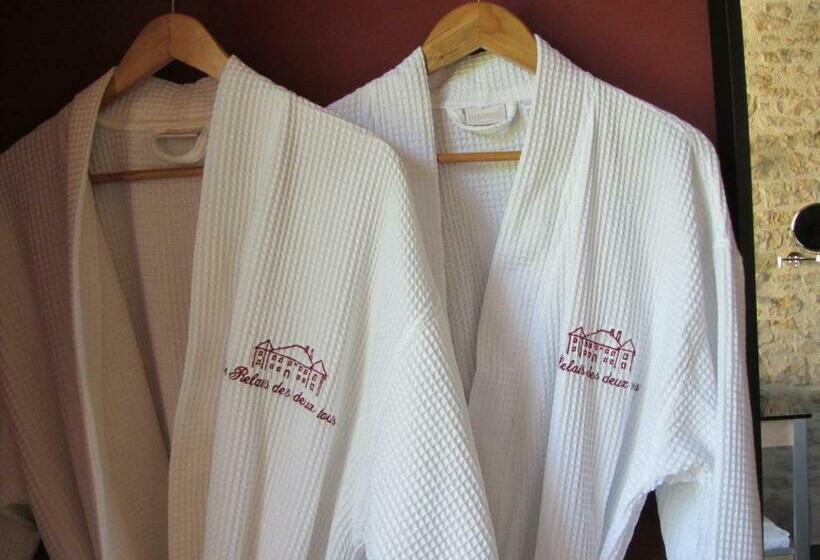 חדר דלוקס, Le Relais Des Deux Tours