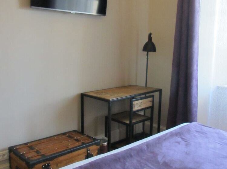 חדר דלוקס, Le Relais Des Deux Tours