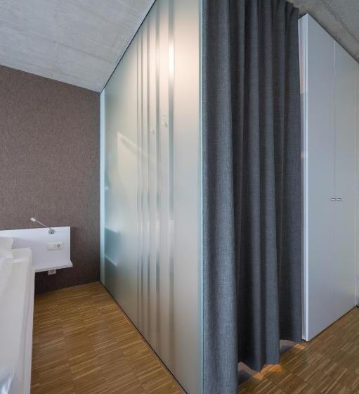 Quarto Estandar, Apart Rosengarten