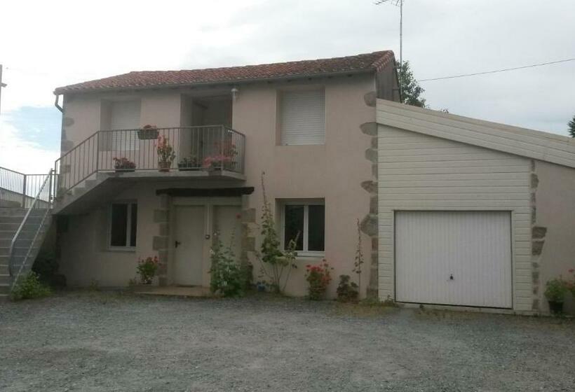 标准间, Chez Seb & Claire