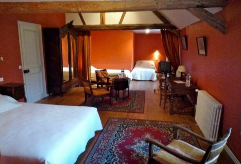 غرفة عائلية, Château De Behen