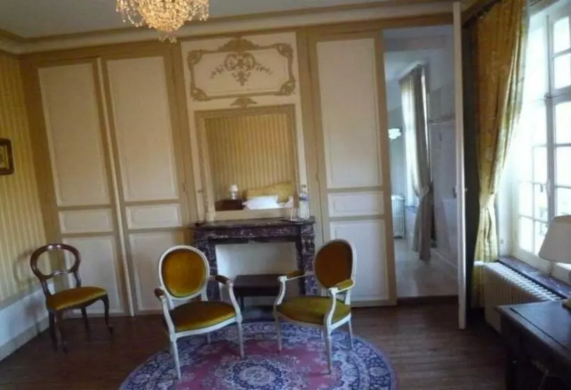 Deluxe-huone, Château De Behen