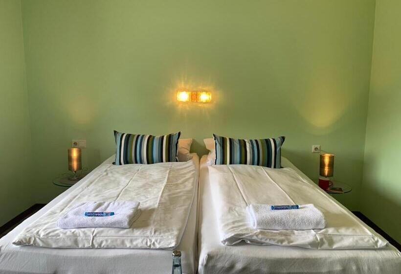 스탠다드 룸 킹사이즈 침대, Gasthof Zuck