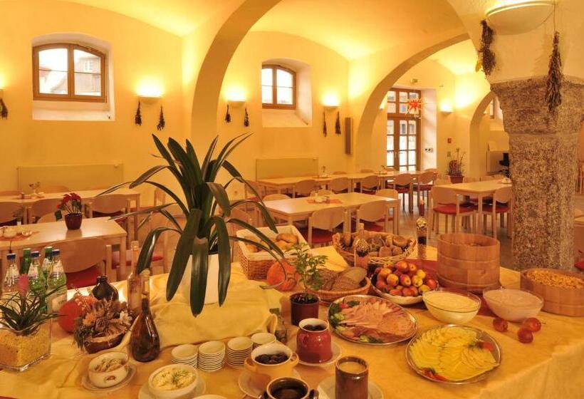 身障者適用スタンダードルーム, Gästehäuser St. Marienthal