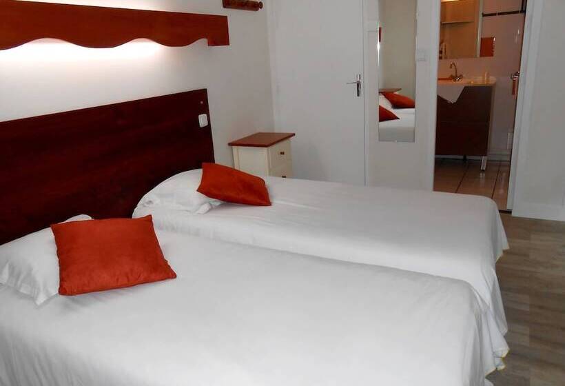 غرفة قياسية, La Demeure Du Perron