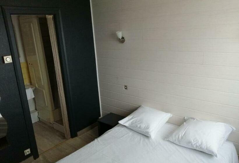 标准间, Les Voyageurs