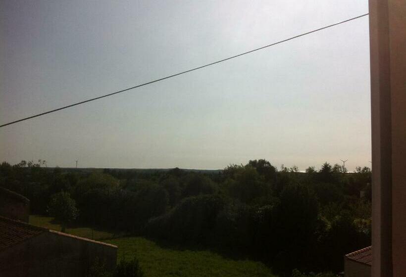 标准间, Les Voyageurs