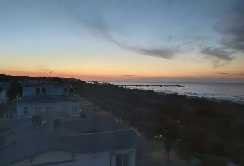 オーシャンビュースタンダードルーム, Strandhotel Ostende