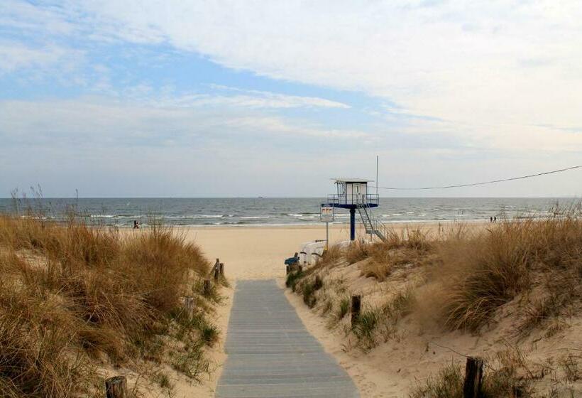 سوییت جونیور, Strandhotel Ostende