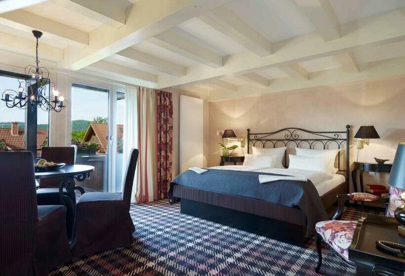 Четырехместный Номер Стандарт с Балконом, Landhaushotel Hof Wasserkuppe