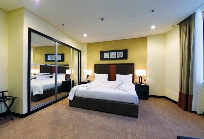 سوییت لوکس, Orange Suites