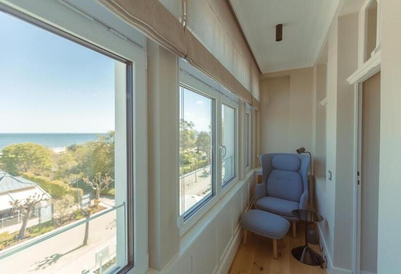سوییت جونیور, Strandhotel Ostende