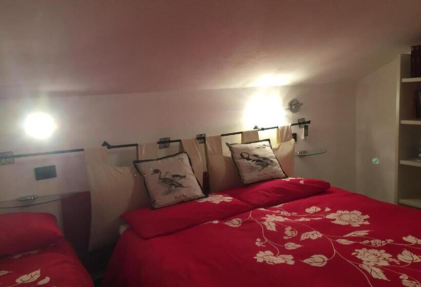 Трехместный Номер Стандарт Вид на Сад, B&b Claro De Luna