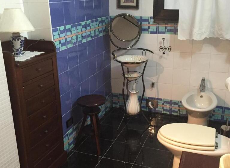 Студия Стандарт, B&b Claro De Luna