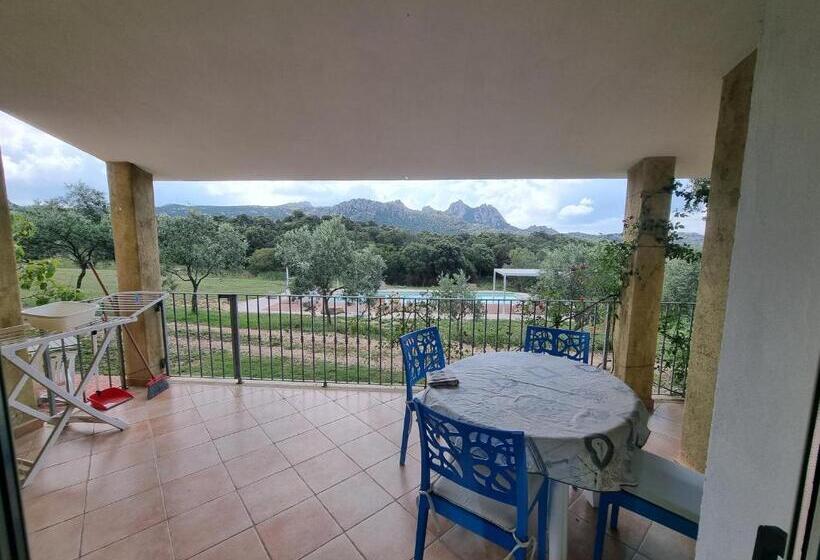 דירת חדר עם טרסה, Aldo Countryside