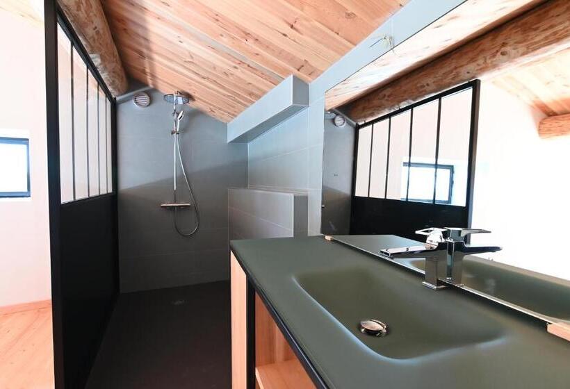 Номер Deluxe, La Framboisine