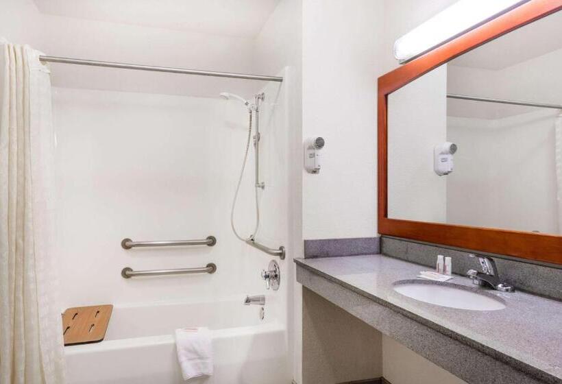 身障者適用キングサイズベッドルーム, Creekside Inn & Suites