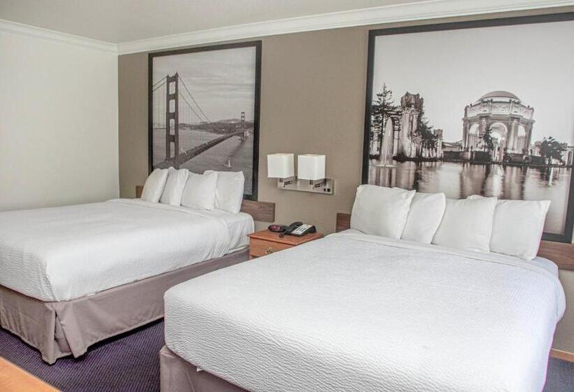 장애인을 위한 스탠다드 룸, Creekside Inn & Suites