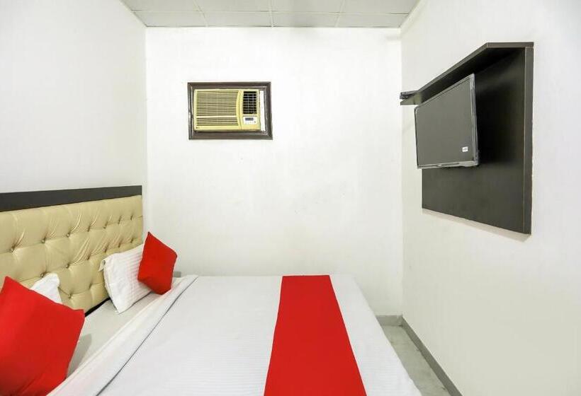 三人经典房间, Flagship B&b