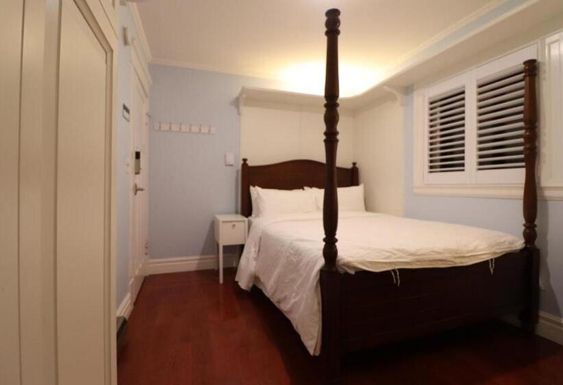 جناح غرفتين نوم, Lipton Place By Elegant Waterfront