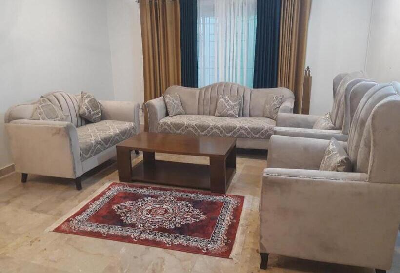 اتاق اکونومی, Sweet Dreams