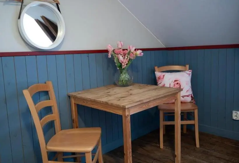 スタンダードルーム, Kapten Billes Restaurang Och Logi