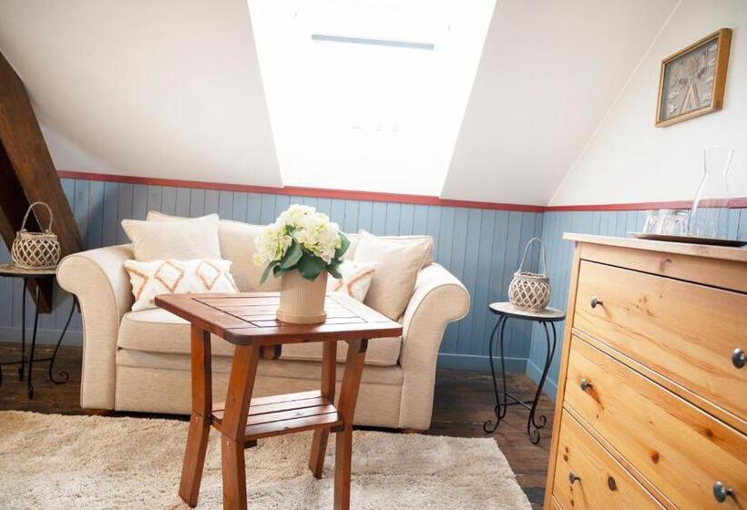 Номер Стандарт, Kapten Billes Restaurang Och Logi