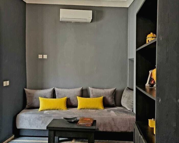 اتاق لوکس, Riad Rim