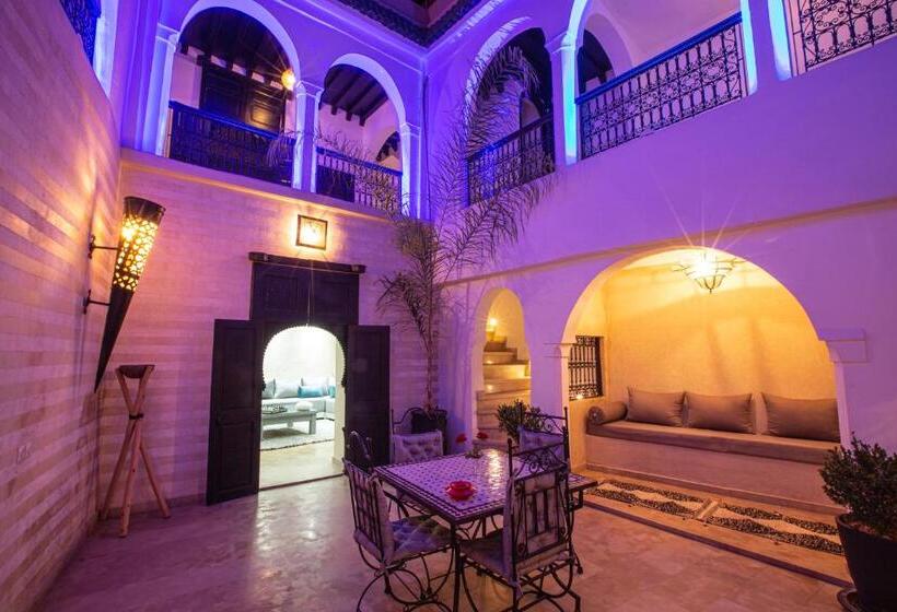 استودیو خانوادگی, Riad Rim