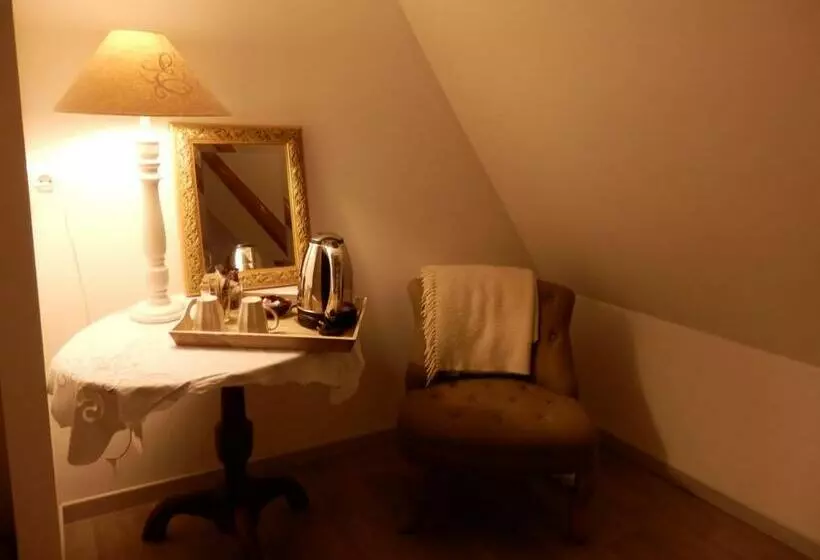スタンダード４人部屋, Au Presbytère De Dagmar
