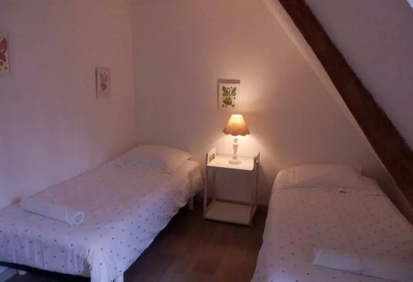 スタンダード４人部屋, Au Presbytère De Dagmar