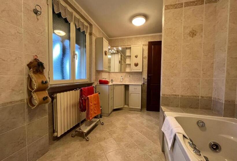 バスタブ付きスタンダードルーム, Cascina Folletto