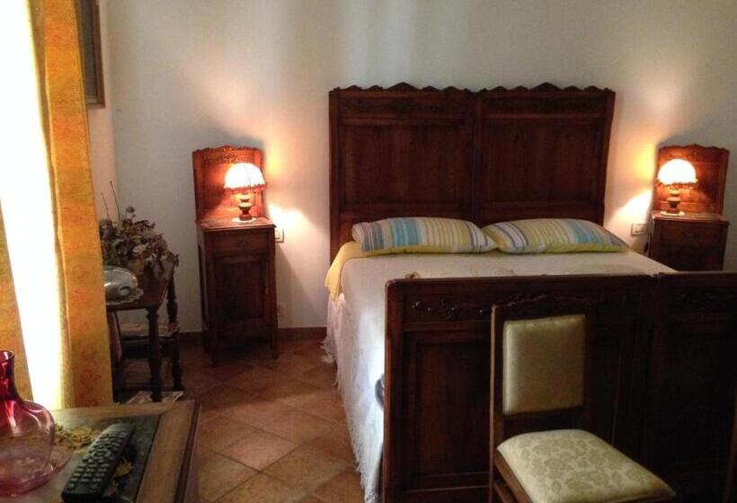 Suite with Terrace, Cascina Folletto