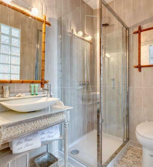 バルコニー付きスタンダードルーム, Les Eaux Qui Rient