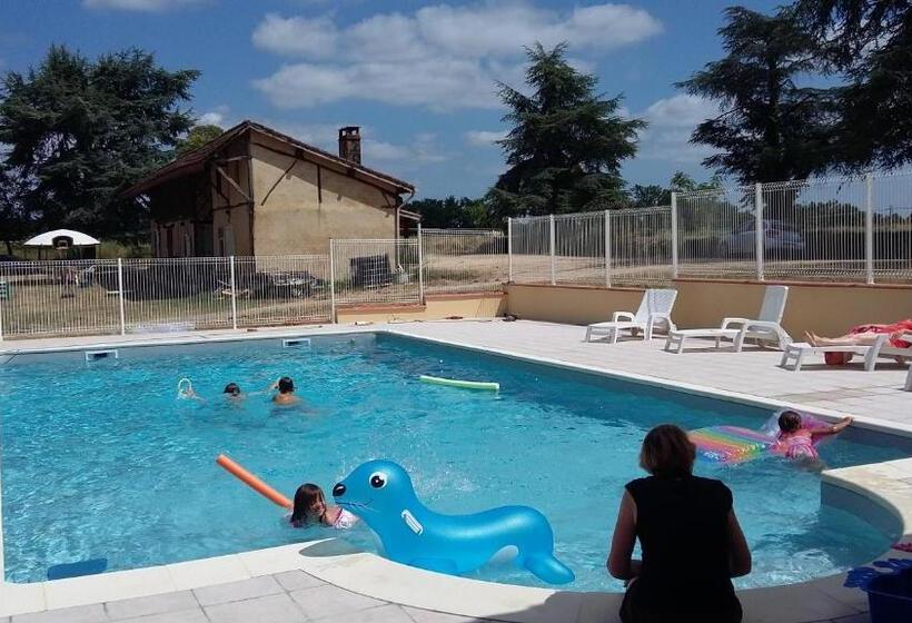 Номер Стандарт Вид на Сад, Relais Du Haget