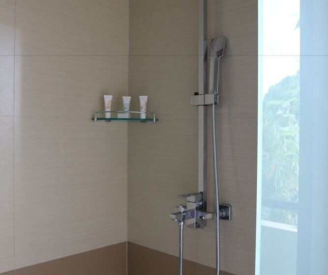 デラックスルーム, Bravo Resorts  Munting Paraiso