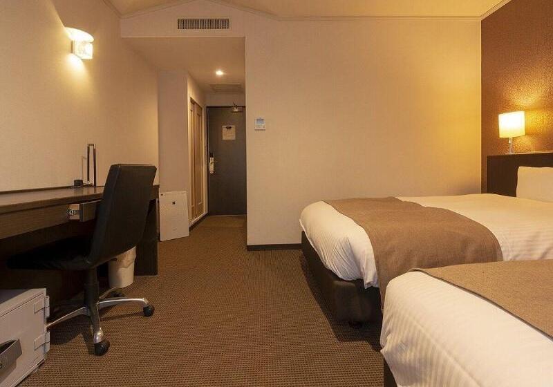 חדר אקונומי, Copper City Motel