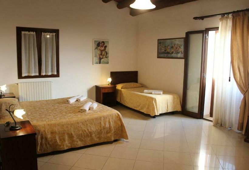 غرفة قياسية ثلاثية, Agriturismo Tenuta Margitello