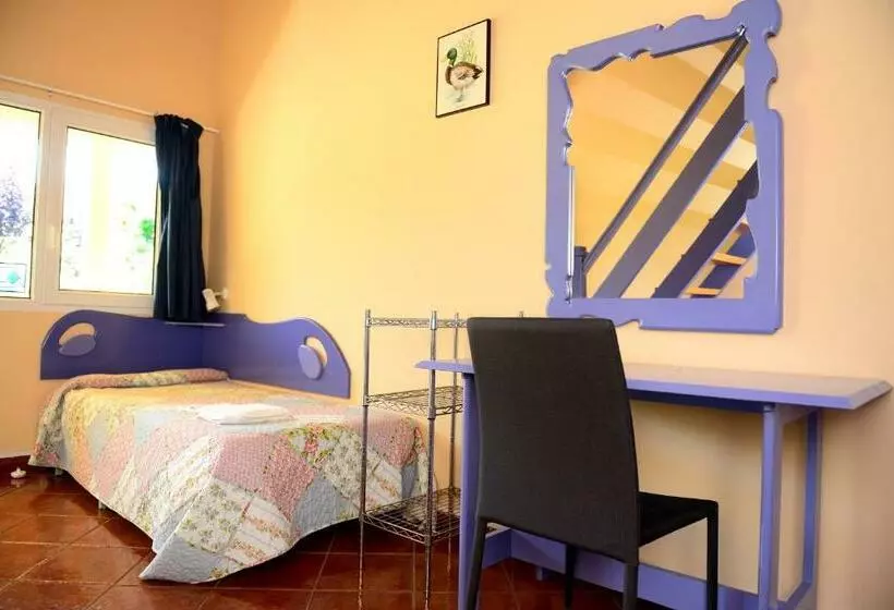 ガーデンビュースタンダード４ベッドルーム, Albergue Finca El Mazo