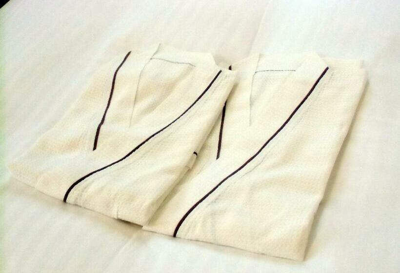 غرفة قياسية, Green Line