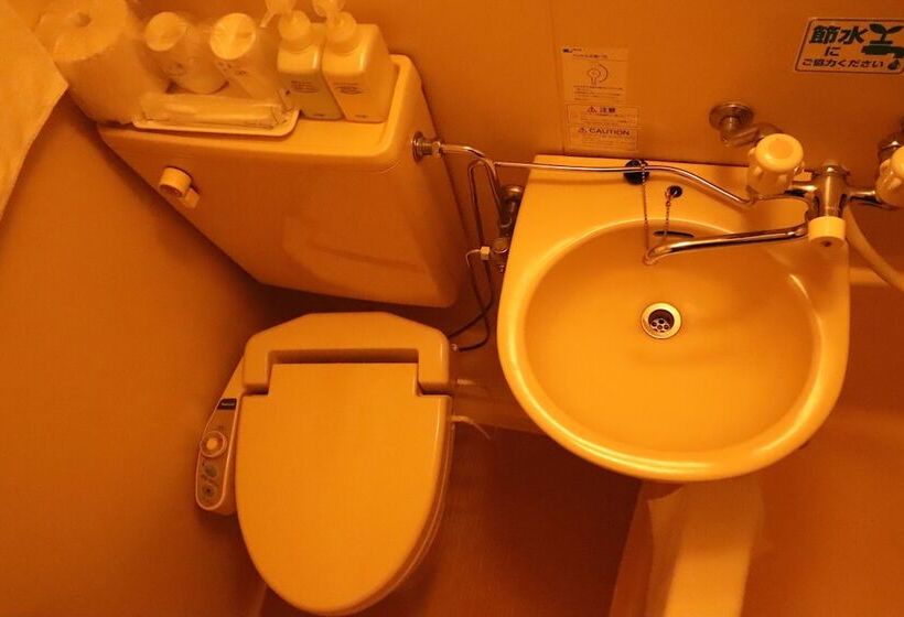 غرفة قياسية فردية, Green Line