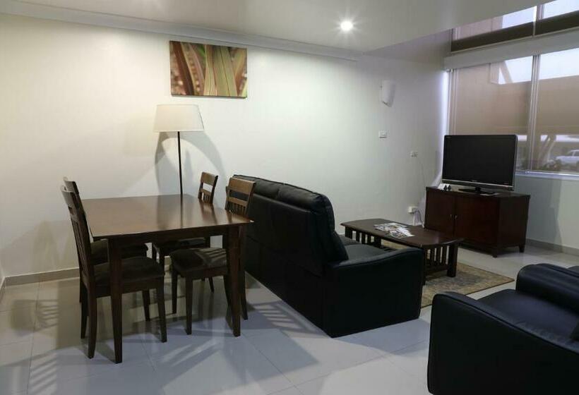 １ベッドルームアパートメント, Huon Gulf