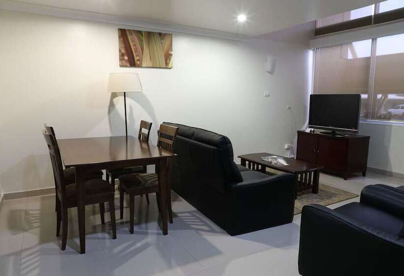 １ベッドルームアパートメント, Huon Gulf