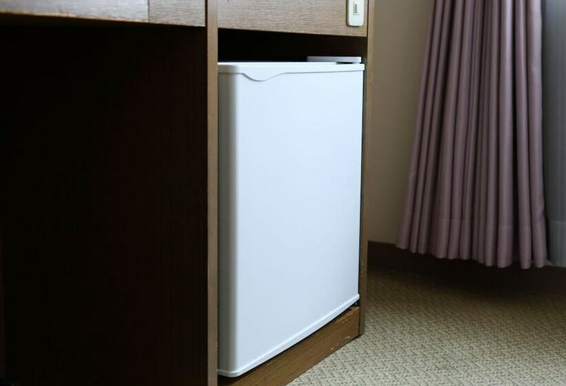 Номер Стандарт, Leon Hamamatsu