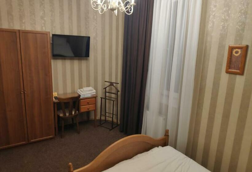 سوییت, Mini Chisinau